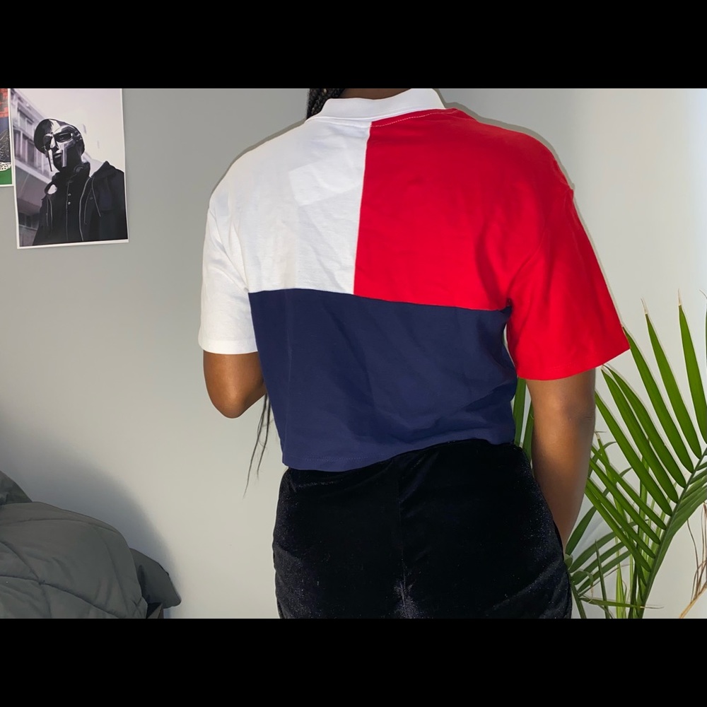 Colorblock Cropped Tee